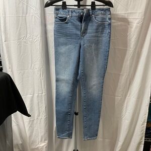 Denver Hayes Light Blue Skinny Jeans.  Never worn.